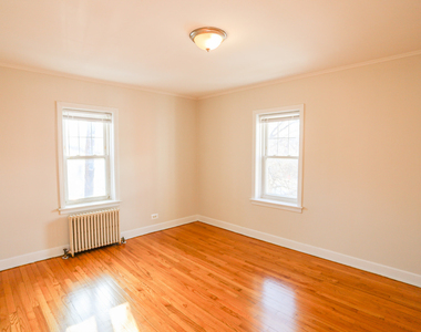 1219 W Harvard Terrace - Photo Thumbnail 9
