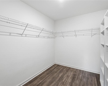 7134 Gladstone Circle - Photo Thumbnail 22