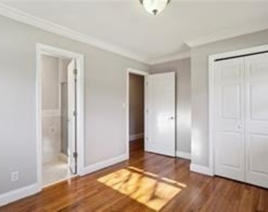3678 Lee Street Se - Photo Thumbnail 20