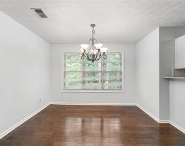 3095 Heatherbrook Trace - Photo Thumbnail 4