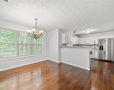 3095 Heatherbrook Trace - Photo Thumbnail 5