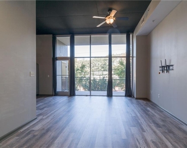 3400 Malone Drive - Photo Thumbnail 3