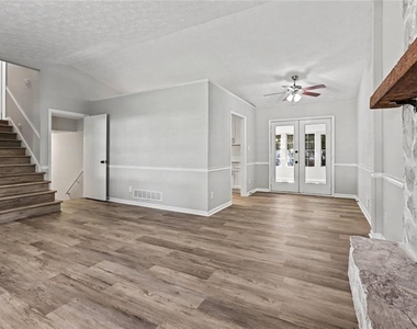 3232 Bromley Rowe Nw - Photo Thumbnail 9