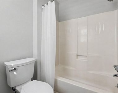 3232 Bromley Rowe Nw - Photo Thumbnail 24