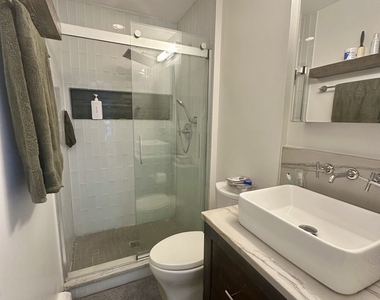 1727 W Touhy Avenue - Photo Thumbnail 11