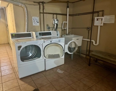 1727 W Touhy Avenue - Photo Thumbnail 18