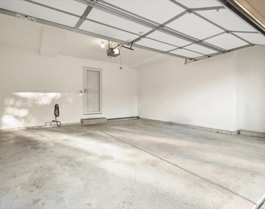 254 Taylor Court - Photo Thumbnail 27