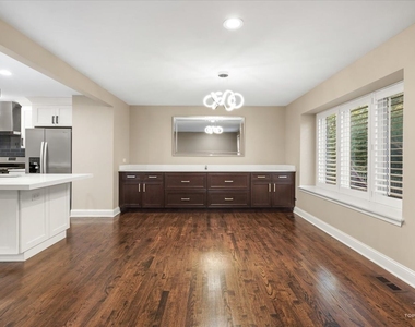 254 Taylor Court - Photo Thumbnail 8