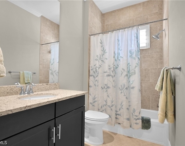9104 Isla Bella Circle - Photo Thumbnail 40