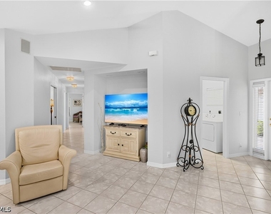 8920 Cascades Isle Boulevard - Photo Thumbnail 6