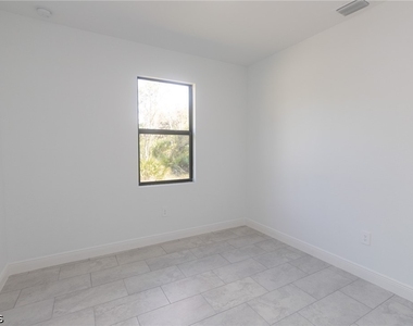 1274 Bucknell Lane - Photo Thumbnail 16