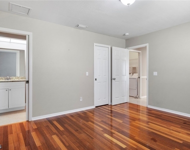 206 Se 1st Place - Photo Thumbnail 10