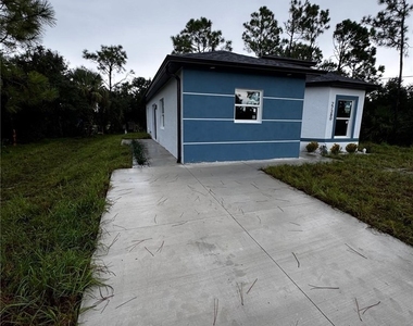 27380 Sandrala Drive - Photo Thumbnail 6