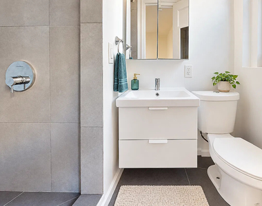 200 Haven Avenue - Photo Thumbnail 4