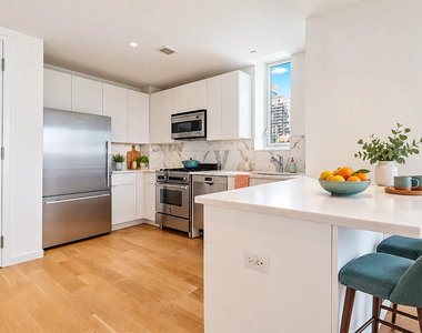 515 9th Avenue - Photo Thumbnail 4
