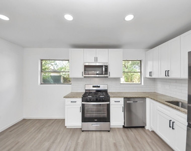 4819 Bethany Lane - Photo Thumbnail 7