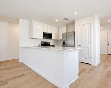 10963 Independence Road - Photo Thumbnail 9
