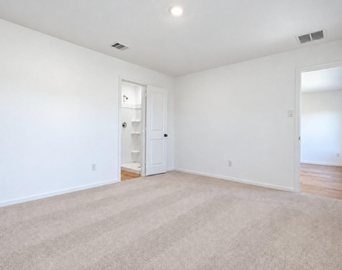 10963 Independence Road - Photo Thumbnail 16