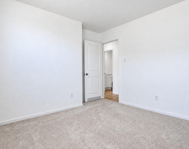 10963 Independence Road - Photo Thumbnail 21
