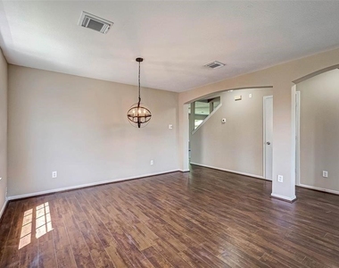16510 Amy Ridge Road - Photo Thumbnail 7