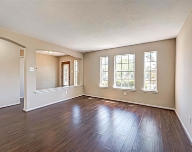 16510 Amy Ridge Road - Photo Thumbnail 5