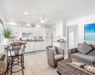 850 Palm Street - Photo Thumbnail 5