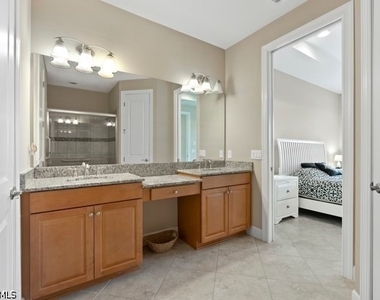 8321 Lucello Terrace N - Photo Thumbnail 16