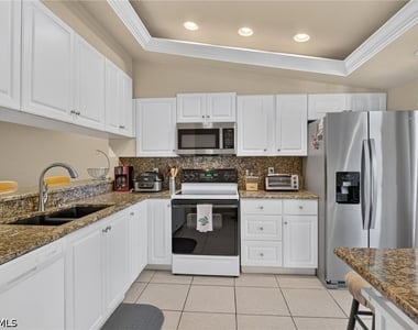 4060 Ice Castle Way - Photo Thumbnail 14