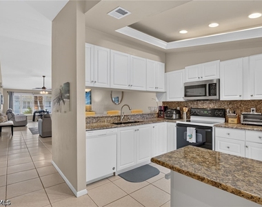 4060 Ice Castle Way - Photo Thumbnail 11