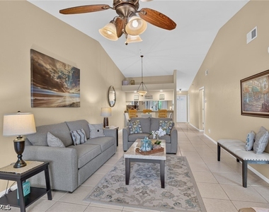 4060 Ice Castle Way - Photo Thumbnail 6