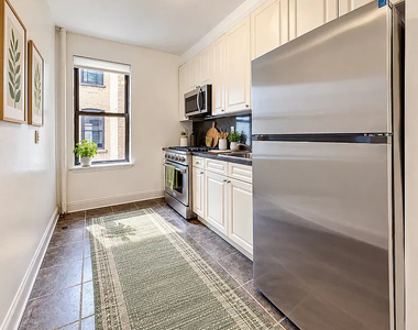 2415 Adam Clayton Powell Jr Boulevard - Photo Thumbnail 8