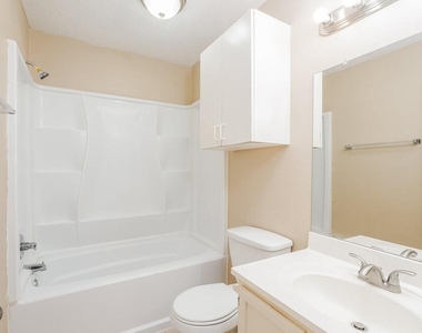 10018 Spotted Horse Drive - Photo Thumbnail 9