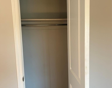 839 Riverside - Photo Thumbnail 6