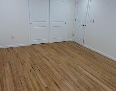 322 Roosevelt - Photo Thumbnail 14