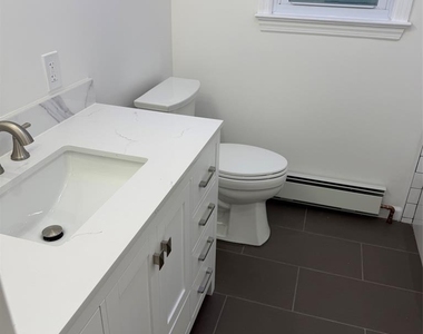 322 Roosevelt - Photo Thumbnail 8