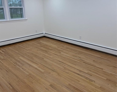 322 Roosevelt - Photo Thumbnail 11