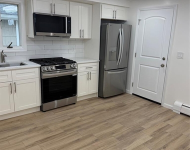 322 Roosevelt - Photo Thumbnail 2