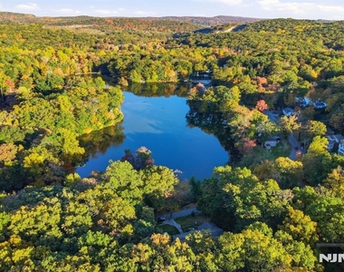 101 Morse Lakes - Photo Thumbnail 12