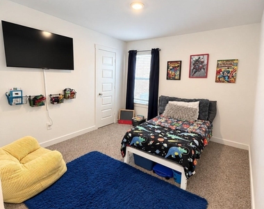 30042 Gallatin River Lane - Photo Thumbnail 3