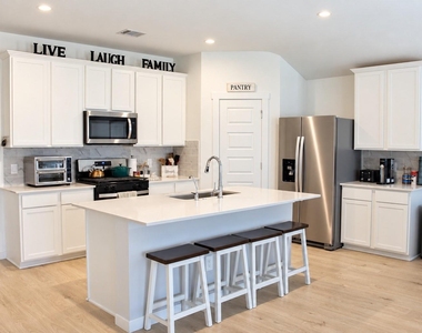 30042 Gallatin River Lane - Photo Thumbnail 5