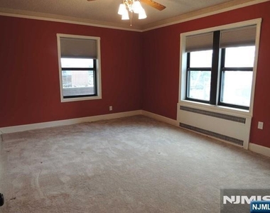 100 Prospect - Photo Thumbnail 7
