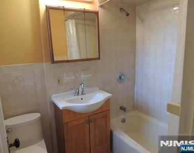 100 Prospect - Photo Thumbnail 8