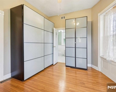 206 Park - Photo Thumbnail 19