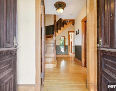 206 Park - Photo Thumbnail 3