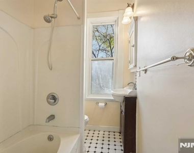 206 Park - Photo Thumbnail 24