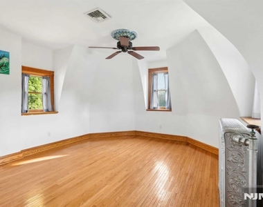 206 Park - Photo Thumbnail 31
