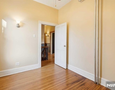 206 Park - Photo Thumbnail 26