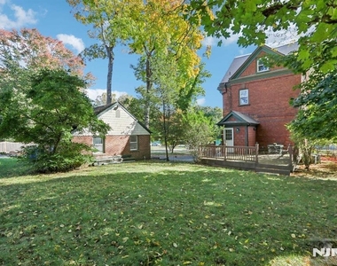 206 Park - Photo Thumbnail 43