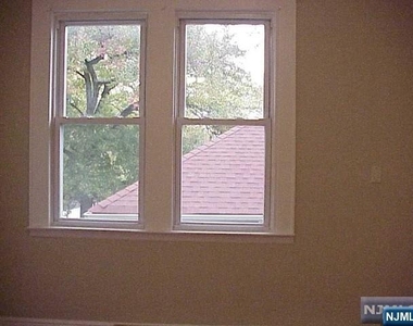 178 Warren - Photo Thumbnail 8