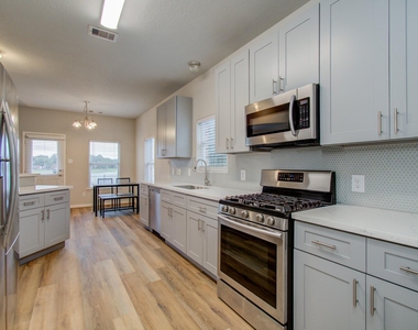26211 Crystal Cove Lane - Photo Thumbnail 16